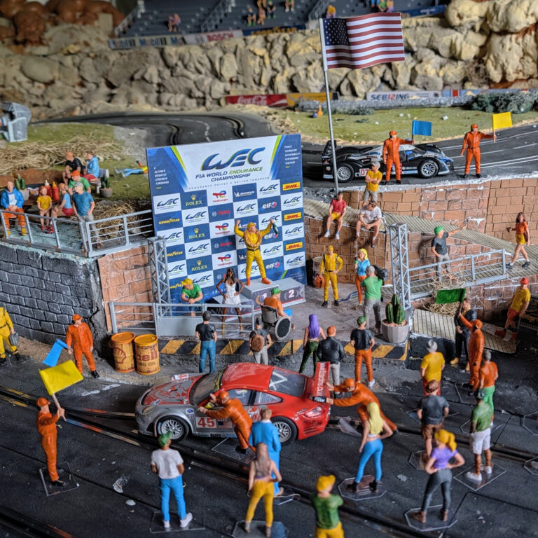Podium Carrera Digital 132